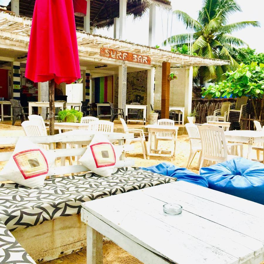 Отель Surf Bar Мирисса Экстерьер фото