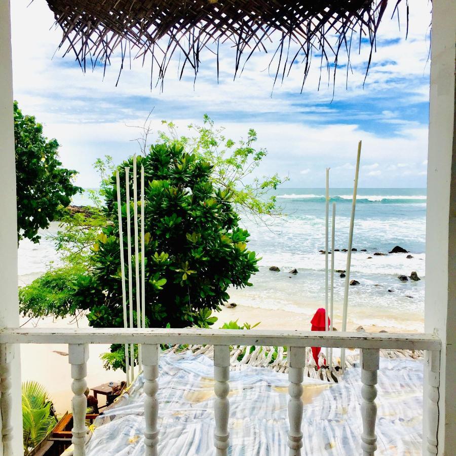 Отель Surf Bar Мирисса Экстерьер фото