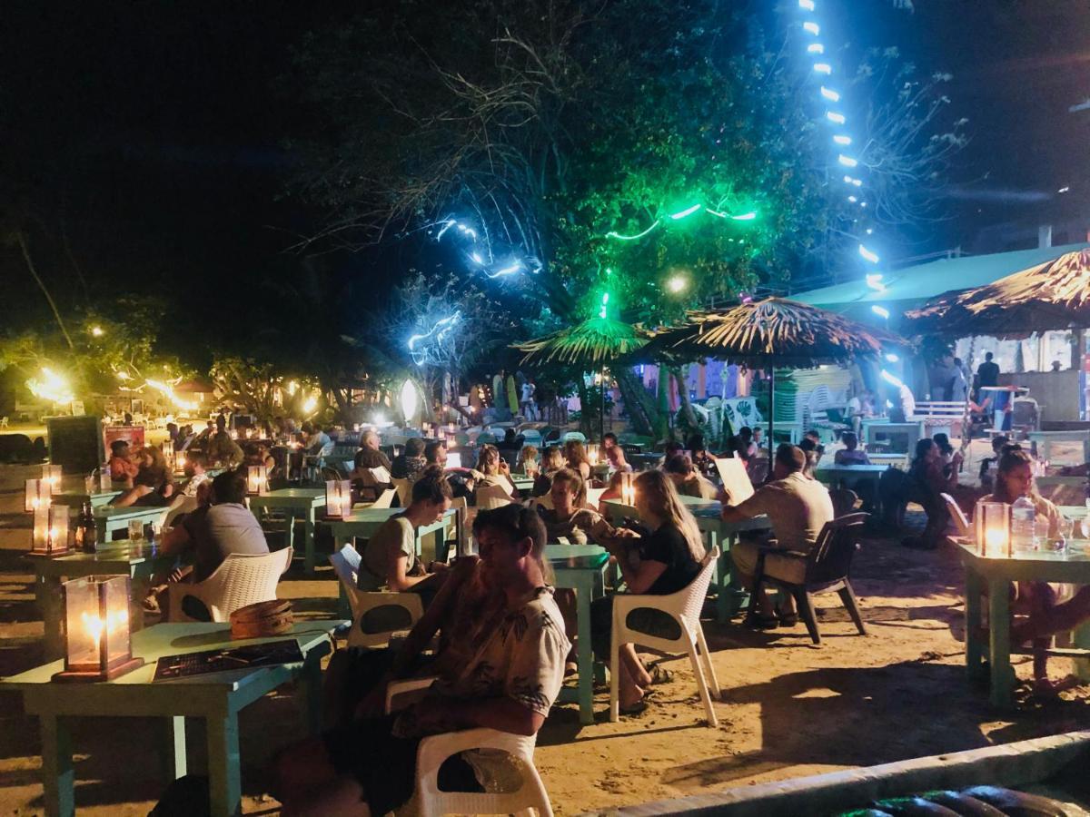Отель Surf Bar Мирисса Экстерьер фото